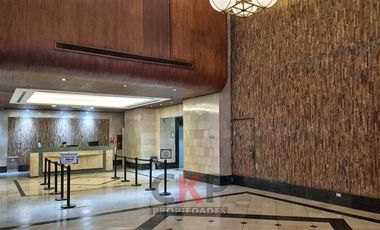 Planta Libre y 6 Estacionamientos a pasos Metro Los Leones