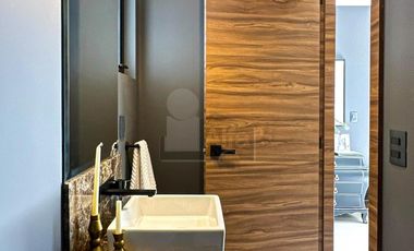 Residencia con área jardinada de más de 120m² en Metepec