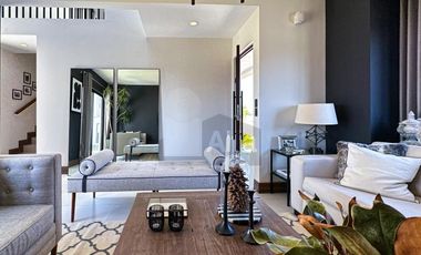 Residencia con área jardinada de más de 120m² en Metepec