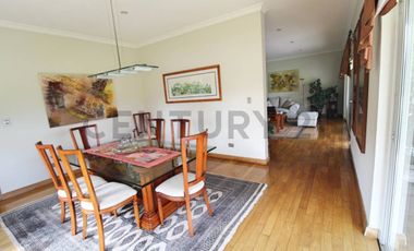 Casa en Arriendo, 5 dormitorios, Las Brisas de Chicureo, Colina