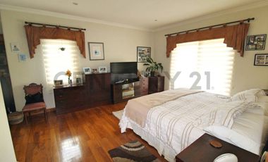 Casa en Arriendo, 5 dormitorios, Las Brisas de Chicureo, Colina