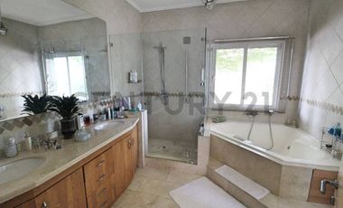 Casa en Arriendo, 5 dormitorios, Las Brisas de Chicureo, Colina