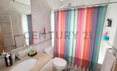 Casa en Arriendo, 5 dormitorios, Las Brisas de Chicureo, Colina