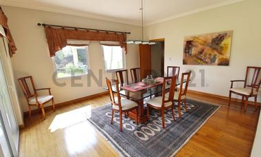 Casa en Arriendo, 5 dormitorios, Las Brisas de Chicureo, Colina