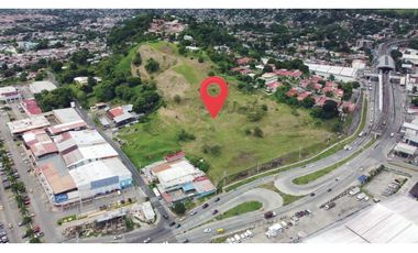 Venta de Terreno de 5 Hectáreas en Milla 8, Las Cumbres