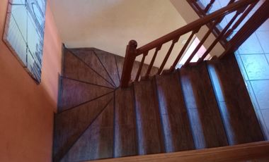 VENTA Hermoso Chalet característico de San Miguel, toma dpto como PARTE DE PAGO