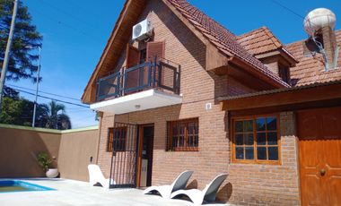 VENTA Hermoso Chalet característico de San Miguel, toma dpto como PARTE DE PAGO