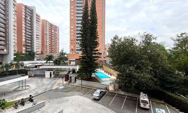 apartamento en arriendo en loma de las brujas. Cod A775736