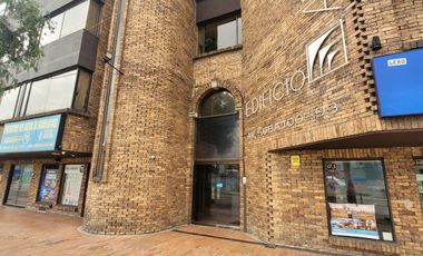 oficina en arriendo en andes norte. Cod A5090