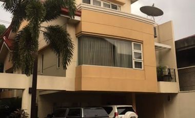 House in New Manila For Sale