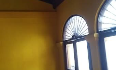 casa-local en arriendo/venta en plaza de la aduana. Cod V172