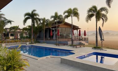 The Majestic 420 SqM Villa: 5 Beds & 7 Baths for Sale!