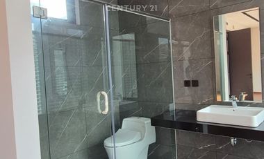 Rumah Minimalis Modern Di Tatar Nilapadmi Kota Baru Parahyangan