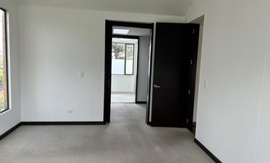 casa en arriendo en cota. Cod A4655