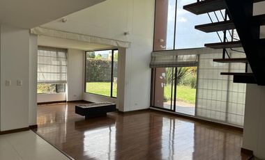 casa en arriendo en cota. Cod A4655