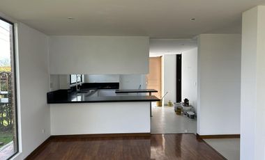 casa en arriendo en cota. Cod A4655