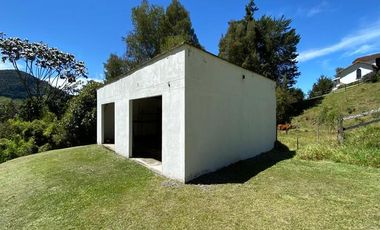 FINCA EN VENTA UBICADA EN LA CEJA SECTOR SAN NICOLAS