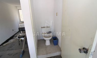 Los Pinos: Magnífico departamento con 2 locales comerciales al frente