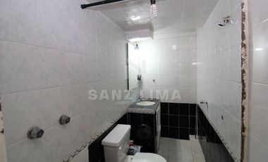 Los Pinos: Magnífico departamento con 2 locales comerciales al frente