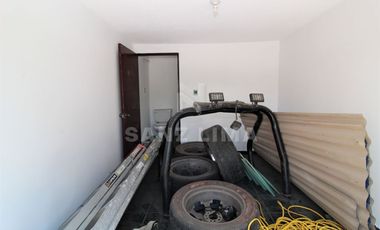 Los Pinos: Magnífico departamento con 2 locales comerciales al frente