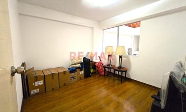 Departamento En 1Er Piso Elevado, 4 Dorms, Terrazas Y Excelente Ubicación