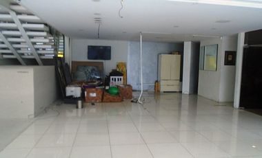 PR12801 SE ARRIENDA LOCAL EN SECTOR PATIO BONITO, EL POBLADO