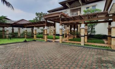 DIJUAL RUMAH LUAS di Jl JANGKRIK / JAGAKARSA, JAKSEL