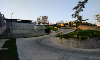 TEQUESQUITENGO VENTA ÚLTIMOS TERRENOS, VISTA, PADEL TENIS, ALBERCA,GYM