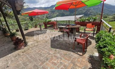 casa campestre en venta en vereda cineral. Cod V102536