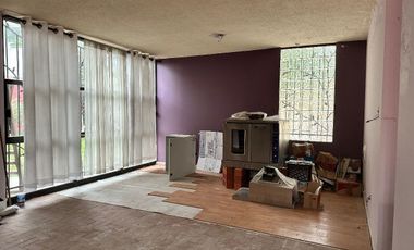 SE RENTA CASA EN LAS ÁRBOLEDAS CON USO DE SUELO COMERCIAL