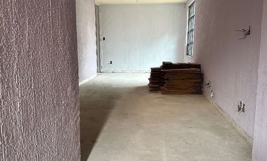 SE RENTA CASA EN LAS ÁRBOLEDAS CON USO DE SUELO COMERCIAL