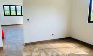 Imponente Casa en venta con vista al pico de Orizaba y Jardín- Coatepec, Ver.