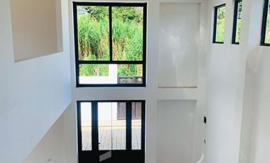 Imponente Casa en venta con vista al pico de Orizaba y Jardín- Coatepec, Ver.