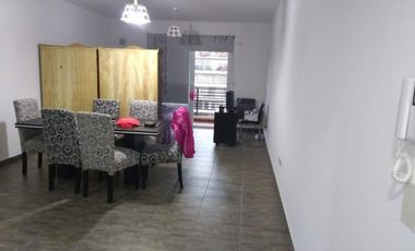 VENTA DE DEPARTAMENTO MONOAMBIENTE EN PLENO CENTRO DE MONTE GRANDE - 44 M² CON POSIBILIDAD DE DIVIDIR