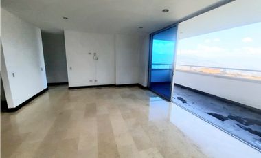 Venta de moderno apartamento en Sabaneta, sector Aves Maria.