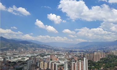 Venta de moderno apartamento en Sabaneta, sector Aves Maria.