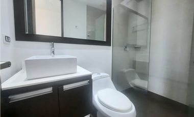 Venta de moderno apartamento en Sabaneta, sector Aves Maria.