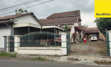 Dijual Rumah 1,5 lantai di Gogorante, Kediri