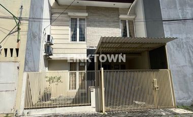 Dijual Rumah 2 Lantai Siap Huni Strategis di Dukuh Kupang Surabaya