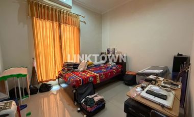 Dijual Rumah 2 Lantai Siap Huni Strategis di Dukuh Kupang Surabaya