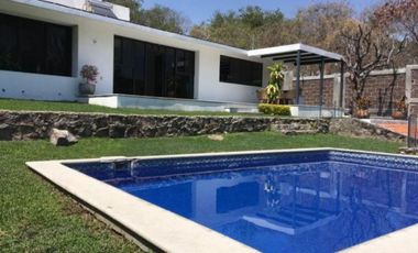 Casa en Venta, Cuernavaca. Club de golf Santa Fe, Xoch. Mor.