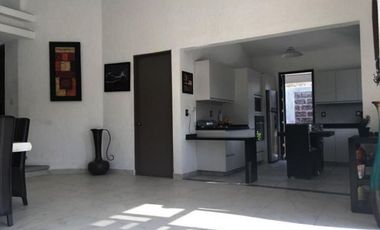 Casa en Venta, Cuernavaca. Club de golf Santa Fe, Xoch. Mor.