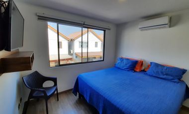VENTA CASA 3D2B HUECHURABA