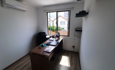 VENTA CASA 3D2B HUECHURABA