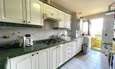 Amplio departamento en venta en calle Phillippi