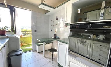 Amplio departamento en venta en calle Phillippi