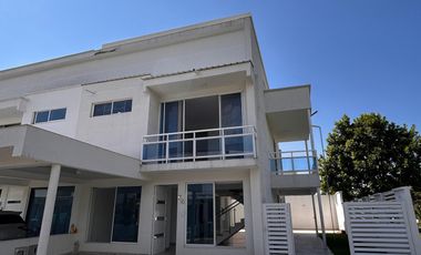 casa en venta en alfaguara. Cod V6934