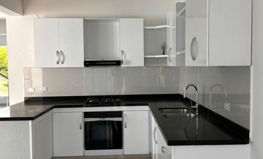 casa en venta en alfaguara. Cod V6934