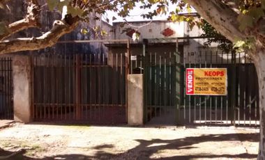 CASA LOTE PROPIO P/ 2 FAMILIAS