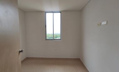 apartamento en arriendo en prados del este. Cod A1955